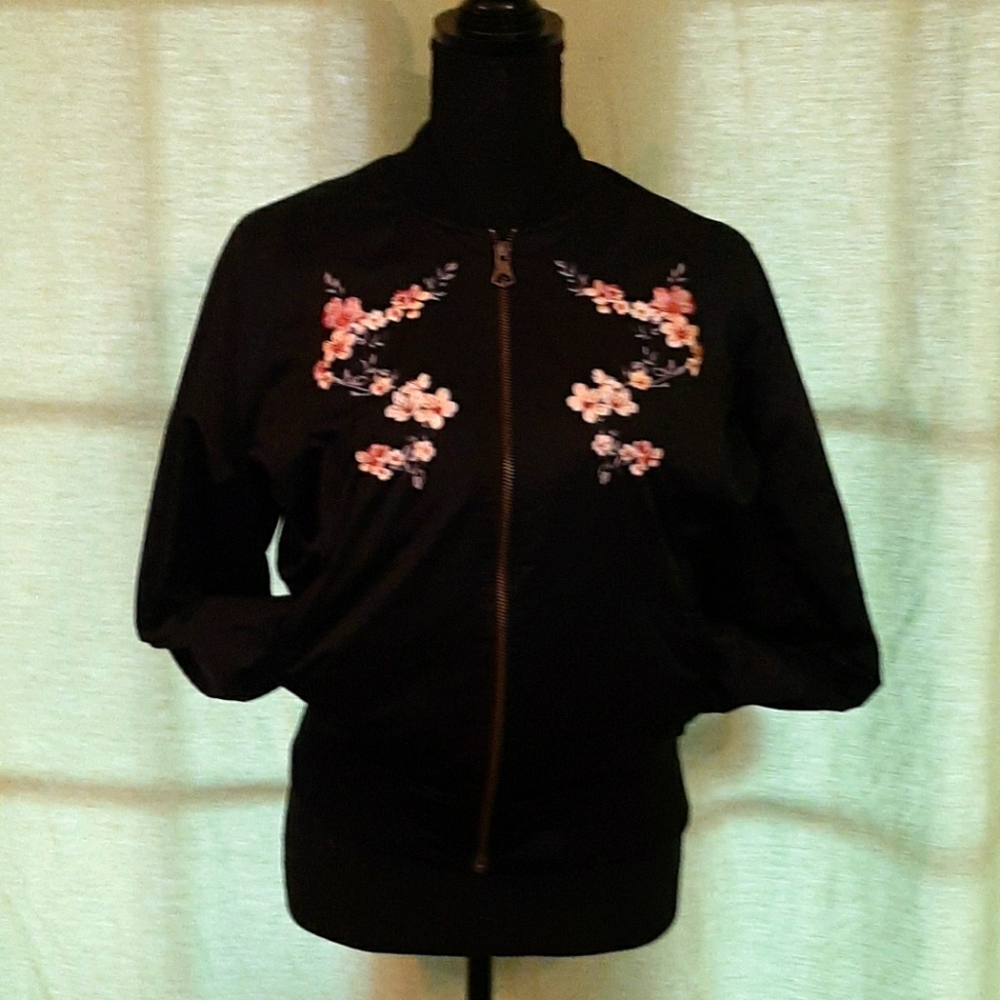 American Eagle embroidered bomber jacket XS
